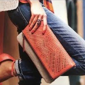 Stella & Dot Waverly Petite in Fresh Orange